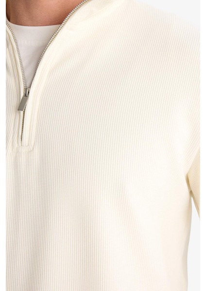 Comfort Fit Dik Yaka Dokulu Yarım Fermuarlı Waffle Sweatshirt D7543AX25SP