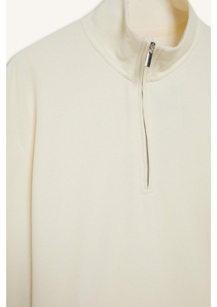 Comfort Fit Dik Yaka Dokulu Yarım Fermuarlı Waffle Sweatshirt D7543AX25SP