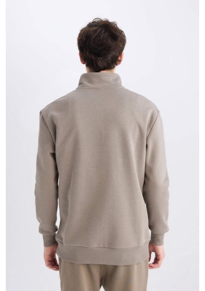 Comfort Regular Fit Rahat Kalıp Fermuarlı Dik Yaka Basic Düz Sweatshirt X7405AZ25SP