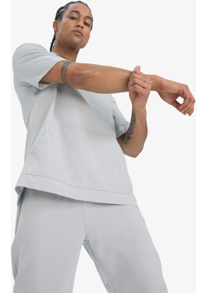 Fit Standart Fit Kapüşonlu Baskılı Sporcu Kısa Kollu Tişört D8017AX25SP