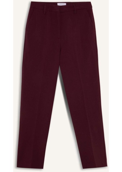 Sorbe x DeFacto Carrot Fit Pantolon Havuç Kesim Normal Bel Düz Paça Cepli D9926Ax24AU