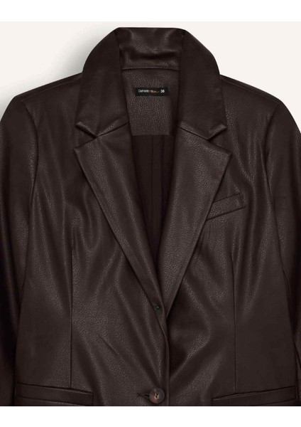 Sorbe x DeFacto Oversize Geniş Kalıp Ceket Yaka Suni Deri Düğmeli Blazer Ceket D9714AX24AU