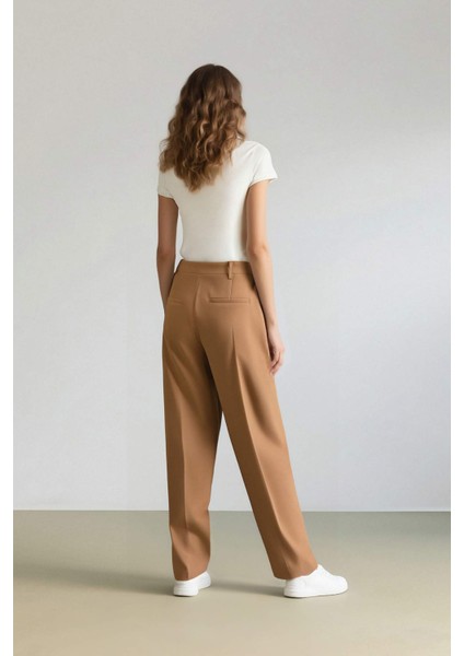 Sorbe x DeFacto Tapered Fit Pantolon Yüksek Bel Pensli Düz Paça Cepli D9908Ax24AU