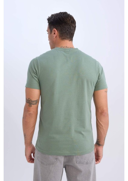 %100 Pamuk Regular Fit V Yaka Pamuklu Basic Düz Kısa Kollu Tişört D7938AX25SP