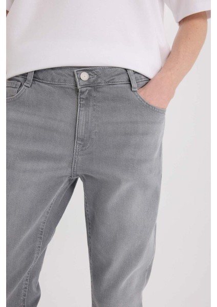 Pedro Slim Fit Dar Kalıp Normal Bel Dar Paça Jean Pantolon D9782AX25SP