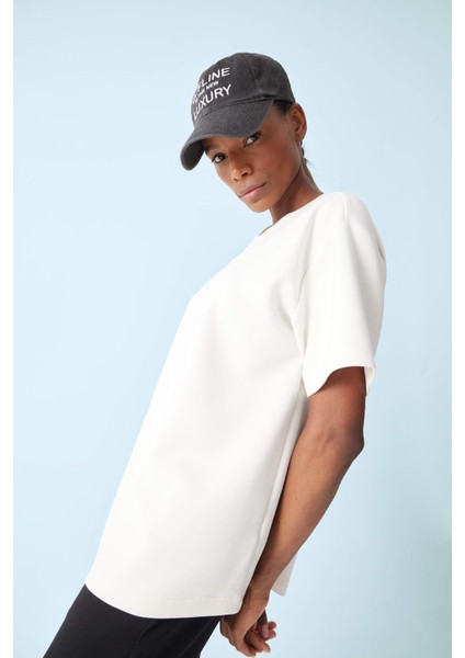 Fit Oversize Geniş Kalıp Bisiklet Yaka Modal Kısa Kollu Tişört D7127AX25SP