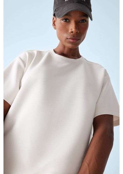 Fit Oversize Geniş Kalıp Bisiklet Yaka Modal Kısa Kollu Tişört D7127AX25SP