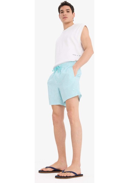 Çizgili File Astarlı Kısa Boy Deniz Şortu U0024AZ25HS