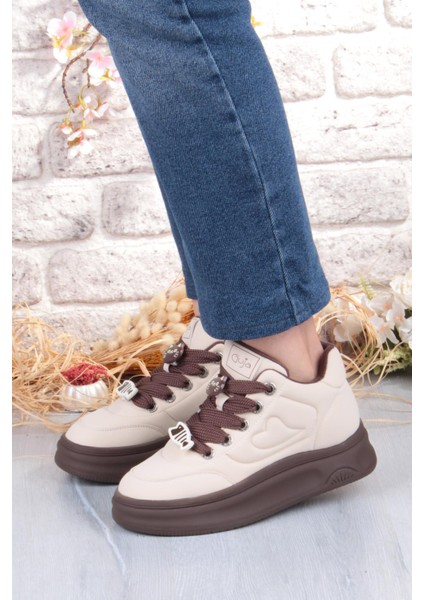 Getto Emoji Süs Detaylı Rahat Hafif Kalın Taban Kadın Sneaker Ayakkabı fiyatları