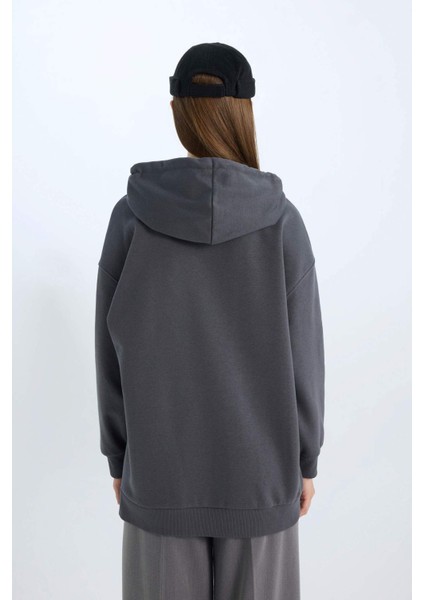 Regular Fit Kapüşonlu Baskılı İçi Yumuşak Tüylü Kalın Sweatshirt Tunik E0317AX24WN