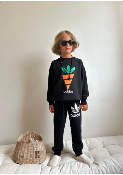 Havuç Baskılı Sweatshirt-Eşofman Altı Mevsimlik Erkek Çocuk Takım modelleri