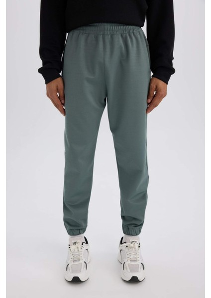 Fit Sporcu Jogger Eşofman Altı Standart Fit Basic Düz Cepli Beli Paçası Lastikli D3742AX24WN