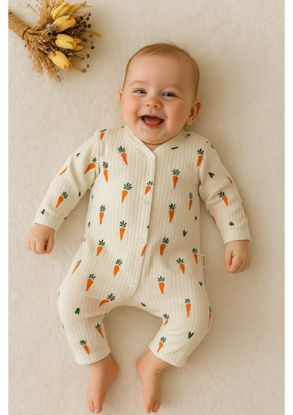 Tuem Baby %100 Cotton Kumaş Yumuşak Havuç Desenli Uzun Kollu Çıtçıtlı Tek Parça Unisex Bebek Tulum