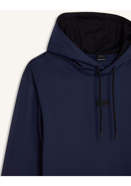 DeFacto Fit Standart Fit Kapüşonlu Basic Düz Sporcu Sweatshirt D3736AX24WN