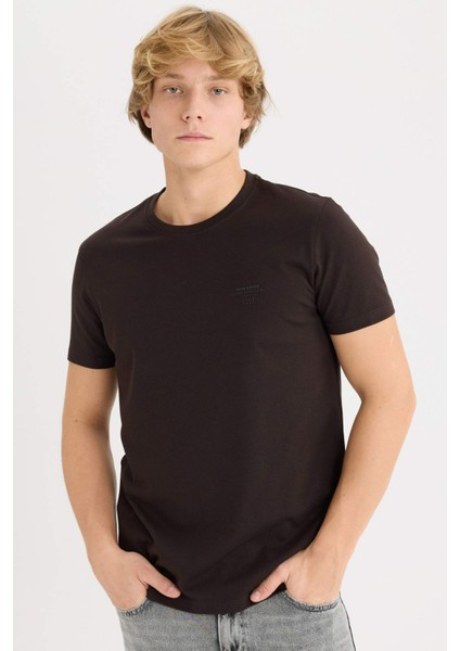 %100 Pamuk Slim Fit Dar Kesim Bisiklet Yaka Baskılı Kısa Kollu Tişört D5567AX25SP