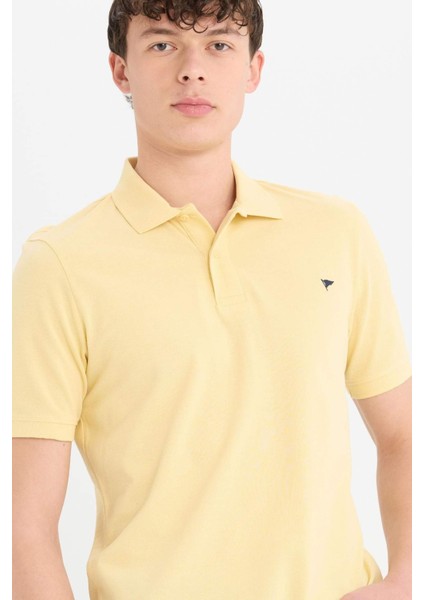 %100 Pamuk Slim Fit Dar Kesim Polo Yaka Nakışlı Kısa Kollu Tişört D7665AX25SP