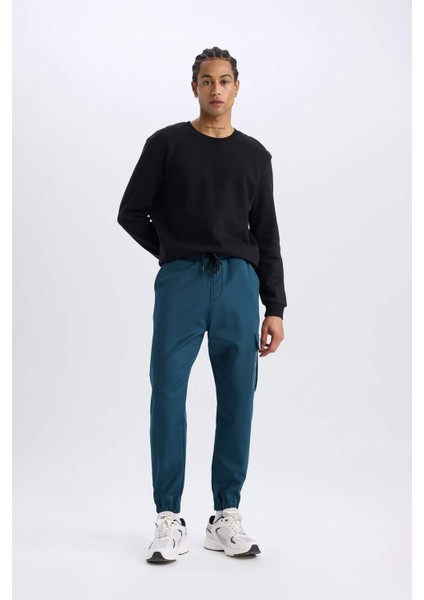 Fit Sporcu Jogger Eşofman Altı Standart Fit Üç Cepli Beli Bağcıklı Lastikli Paça D3741AX24WN