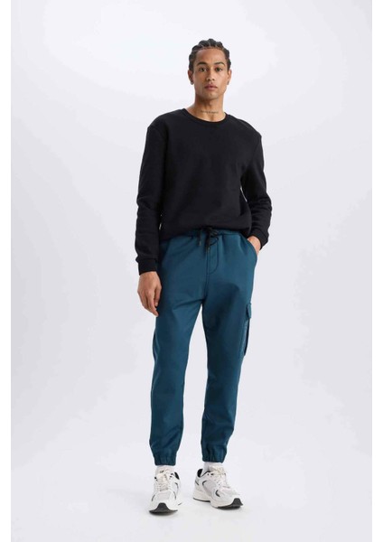 Fit Sporcu Jogger Eşofman Altı Standart Fit Üç Cepli Beli Bağcıklı Lastikli Paça D3741AX24WN