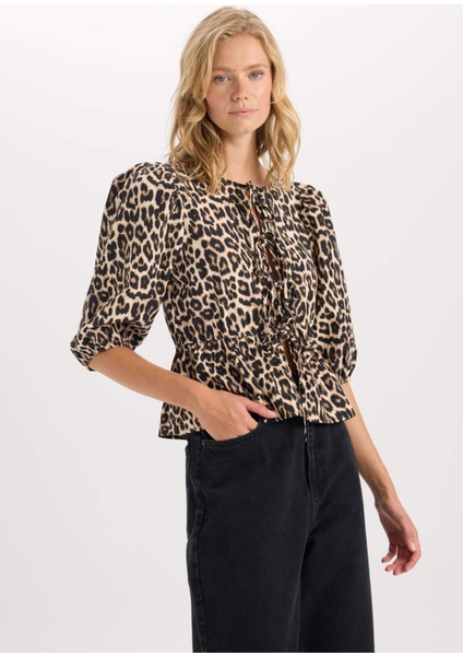 Fitted Yuvarlak Yaka Leopar Desenli Önü Bağlamalı Poplin Uzun Kollu Bluz E1368AX24AU