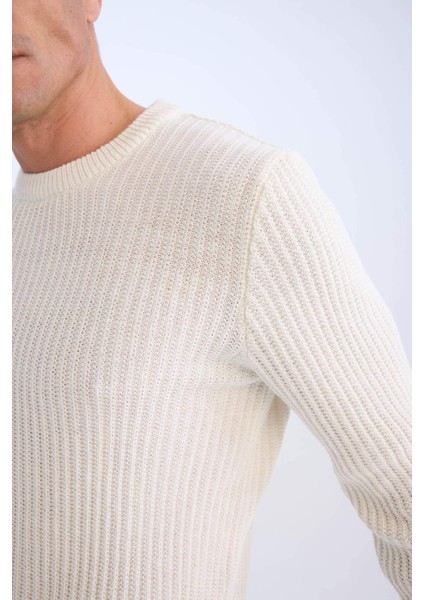 Standart Fit Bisiklet Yaka Dokulu Triko Kazak E0811AX24WN