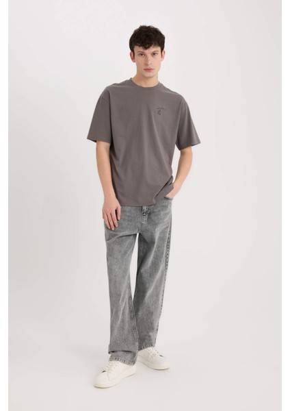 %100 Pamuk Comfort Fit Bisiklet Yaka Sırt Baskılı Kısa Kollu Tişört D5587AX25SP