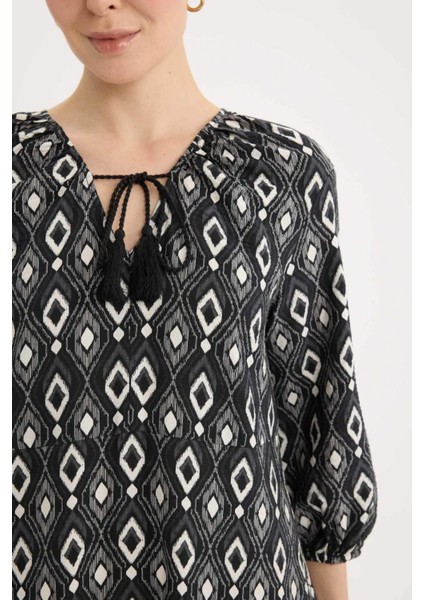 A Kesim V Yaka Desenli Uzun Kollu Midi Elbise D8912AX25SP