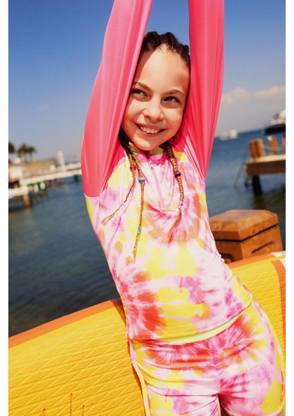 Kız Çocuk 2'li Takım Batik Desenli Uzun Kollu Üst Deniz Şortu C4191A825HS