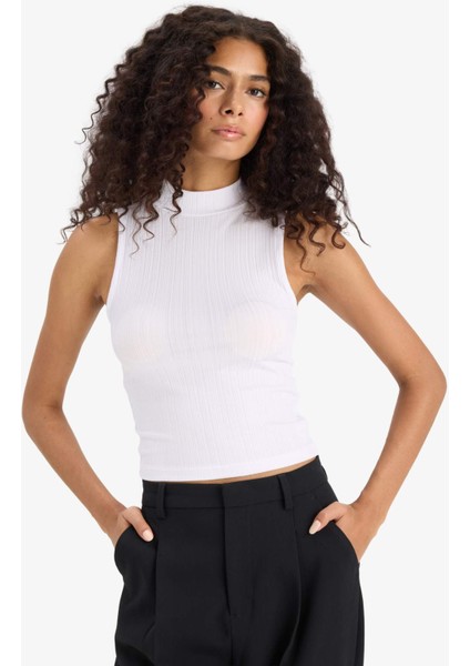 Slim Fit Dar Kesim Yarım Balıkçı Yaka Fitilli Kaşkorse Beyaz Atlet C7703AX25SP