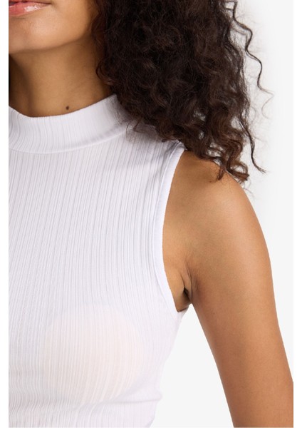 Slim Fit Dar Kesim Yarım Balıkçı Yaka Fitilli Kaşkorse Beyaz Atlet C7703AX25SP