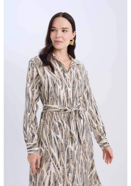 Regular Fit Desenli V Yaka Kuşaklı Uzun Kollu Maxi Elbise E0784AX25SP