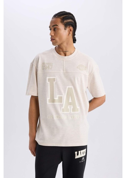 Fit NBA Los Angeles Lakers Oversize Geniş Kalıp Bisiklet Yaka Kısa Kollu Pike Tişört D8551AX25SP