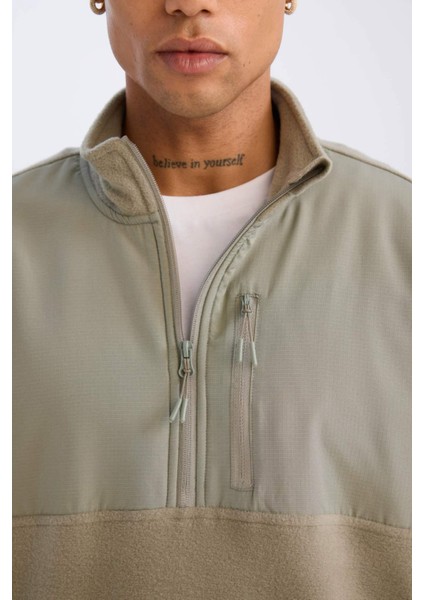 Fit Standart Fit Dik Yaka Fermuarlı Polar Sporcu Sweatshirt D9226AX24WN