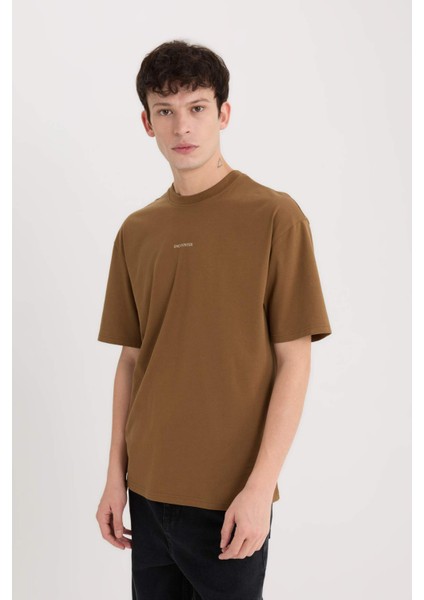 %100 Pamuk Boxy Fit Bisiklet Yaka Sırt Baskılı Kısa Kollu Tişört