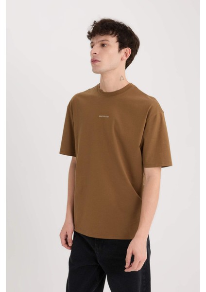 %100 Pamuk Boxy Fit Bisiklet Yaka Sırt Baskılı Kısa Kollu Tişört