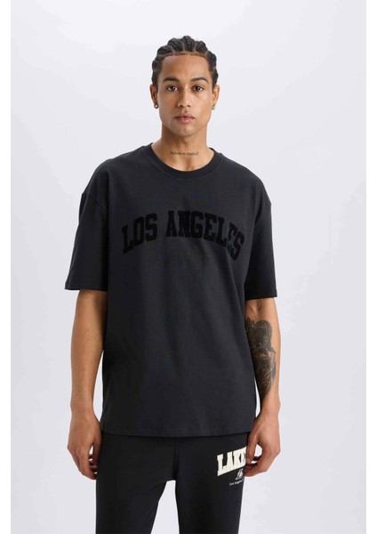 Fit NBA Los Angeles Lakers Oversize Geniş Kalıp Bisiklet Yaka Kısa Kollu Tişört D6714AX25SP