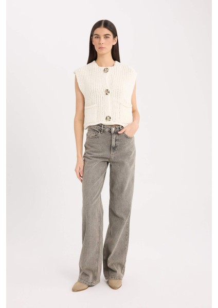 Relax Fit Düğmeli Cepli Triko Yelek E1960AX24WN