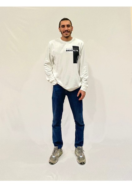 Erkek Bisiklet Yaka Rahat Kalıp 3 Iplik Kalın W.brooklyn Baskılı Sweatshirt SPR24SW31