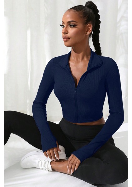 Kadın Lacivert Uzun Kol Fermuarlı Parmak Geçme Detaylı Dik Yaka Crop Top Bluz