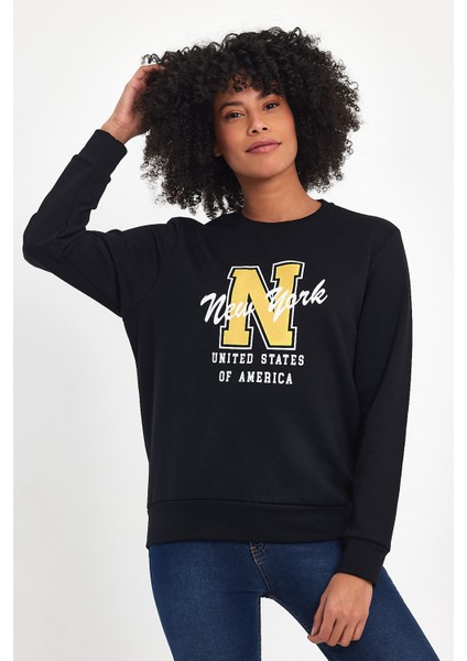 Kadın Bisiklet Yaka Rahat Kalıp Içi Polarlı 3 Iplik Kalın N Baskılı Sweatshirt SPR24SWK25 fırsatları