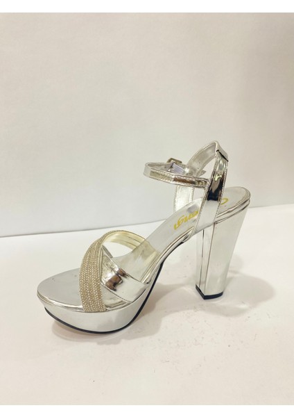 Abiye Ayakkabı Gece Ayakkabısı Stiletto Bilekten Bağlamalı Topuklu Kalın Topuklu Ayakkabı Platform Topuk Ince Topuk Sandalet Rugan Ayakkabı Klasik Topuklu Düz Deri Ayakkabı