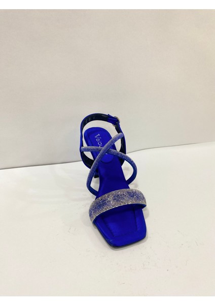 Gece Ayakkabısı Stiletto Bilekten Bağlamalı Topuklu Kalın Topuklu Ayakkabı Platform Topuk Ince Topuk Sandalet Rugan Ayakkabı Klasik Topuklu Düz Deri Ayakkabı Maskülen Tarz Ayakkabı