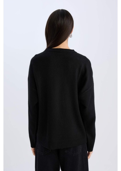 Oversize Geniş Kalıp Bisiklet Yaka Yumuşak Dokulu Taşlı Triko Kazak E2250AX24WN