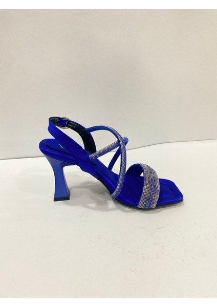 Gece Ayakkabısı Stiletto Bilekten Bağlamalı Topuklu Kalın Topuklu Ayakkabı Platform Topuk Ince Topuk Sandalet Rugan Ayakkabı Klasik Topuklu Düz Deri Ayakkabı Maskülen Tarz Ayakkabı fiyatları