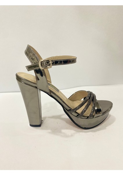 Abiye Ayakkabı Gece Ayakkabısı Stiletto Bilekten Bağlamalı Topuklu Kalın Topuklu Ayakkabı Platform Topuk Ince Topuk Sandalet Rugan Ayakkabı Klasik Topuklu Düz Deri Ayakkabı fiyatları