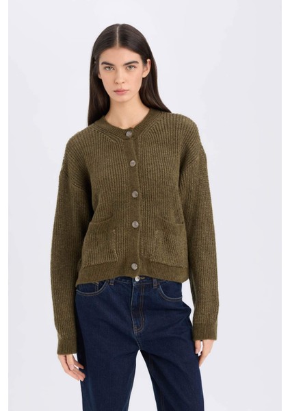 Regular Fit Bisiklet Yaka Düğmeli Triko Hırka D9772AX24WN