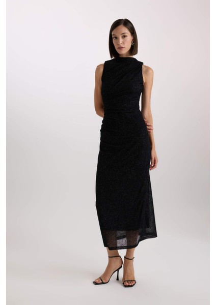 Fitted İşlemeli Kadife Kolsuz Maxi Elbise D9885AX24AU