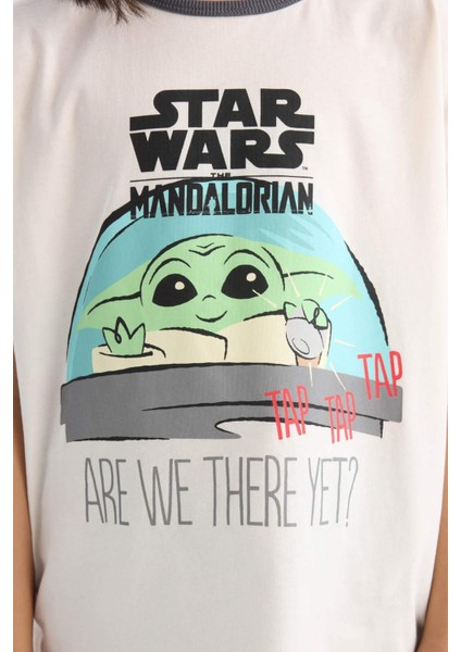 Kız Çocuk Star Wars-Mandalorian Relax Fit Bisiklet Yaka Ribana Kısa Kollu Tişört E0478A825SP