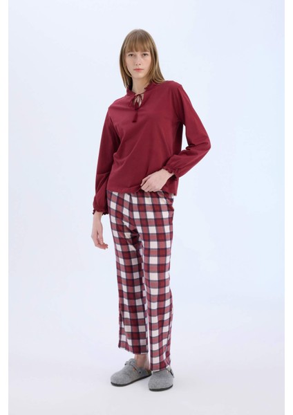 Fall in Love Pijama Takımı Regular Fit Bisiklet Yaka Uzun Kollu Üst Kareli Uzun Alt E2353AX24WN
