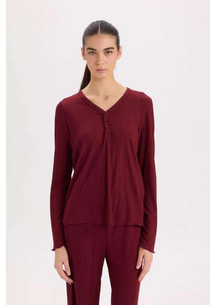 Pijama Takımı V Yaka Düğmeli Ribana Uzun Kollu Üst Beli Lastikli Geniş Paça Alt-Fall in Love D2273AX24WN