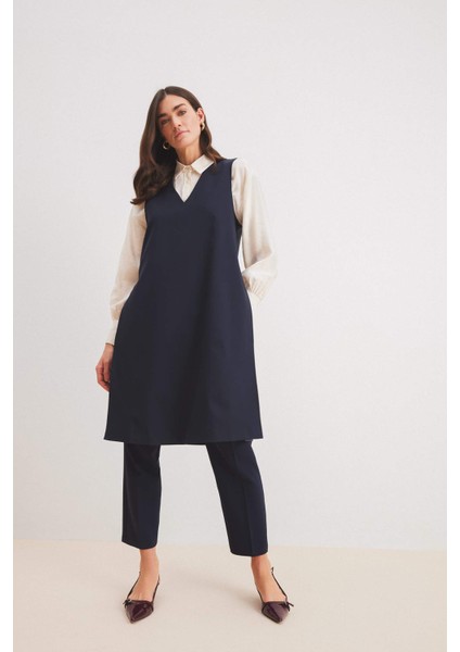 Regular Fit V Yaka Basic Düz Uzun Cepli Süveter E1340AX25SP